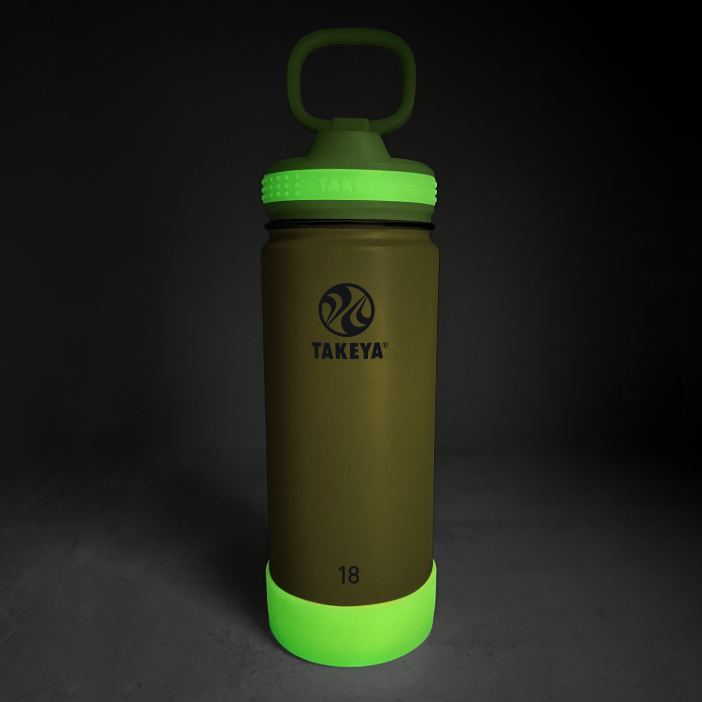 actives-kids-glow-in-the-dark-water-bottle-with-straw-lid-z2 51075-Actives-Kids-Straw-18-GID-LightningGreen-dark-V2.png